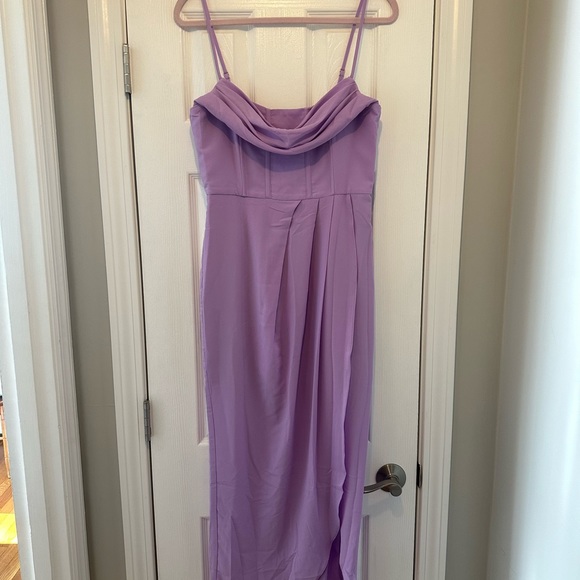 NWT Showpo brand chiffon lilac gown - Picture 5 of 5